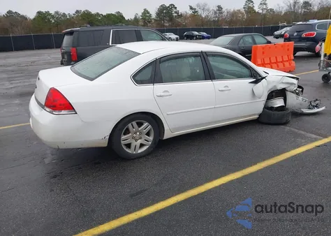 2010 Chevrolet Impala Lt z USA, uszkodzony, nr VIN 2G1WB5EN1A1255972